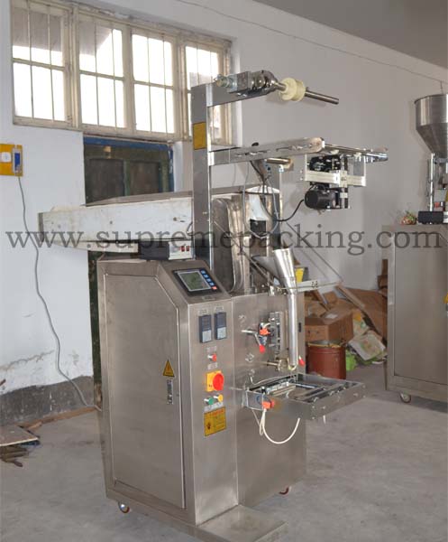 Argentina Chain bucket machine.jpg